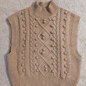 Chunky Knit Sleeveless Sweater Vest